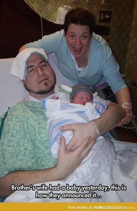 The best way to announce your baby's birth