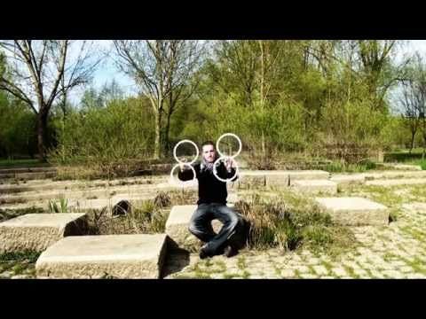 Wizard juggler blow people's minds with a ring of illusions