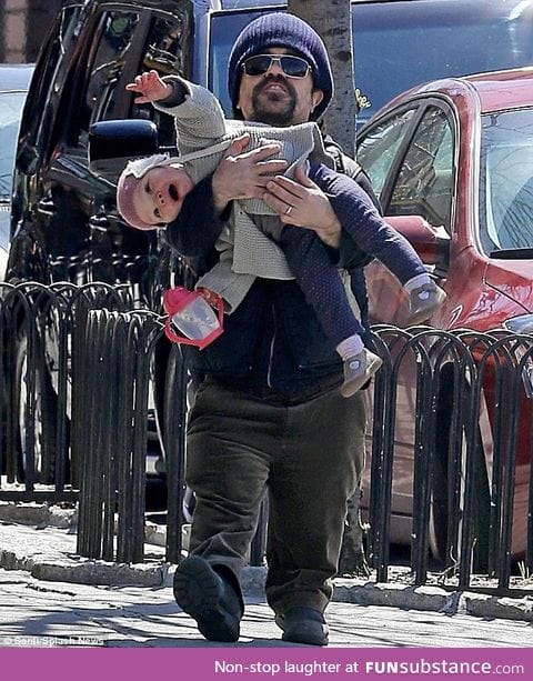 Peter Dinklage with his daughter