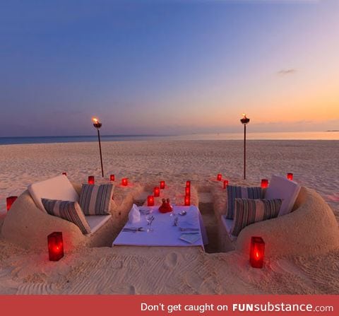 Romantic beach dinner