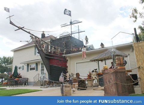 Extreme house decoration for Halloween