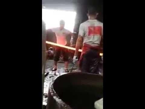You still get tired at work? See how they work in China