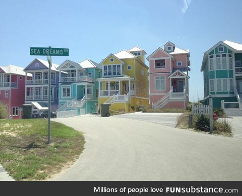 it would be impossible to be sad living here