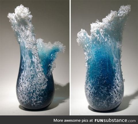 Wave vases