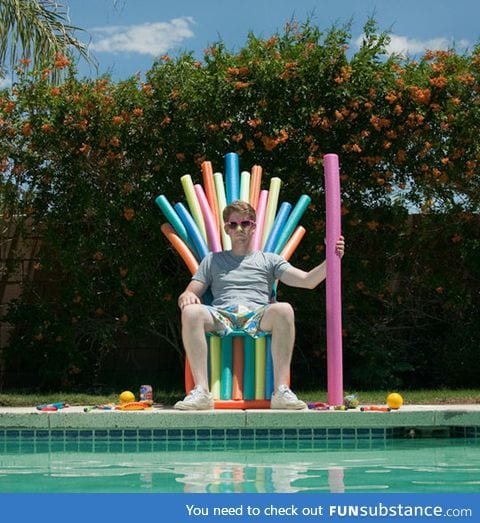 Summer is coming, a game of foams