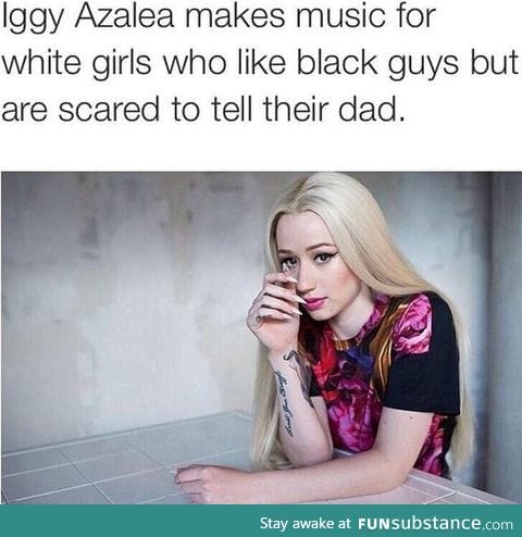 Iggy Azalea secretly likes black guys