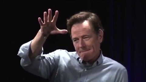 Fan gets owned by Bryan Cranston at Comic-Con