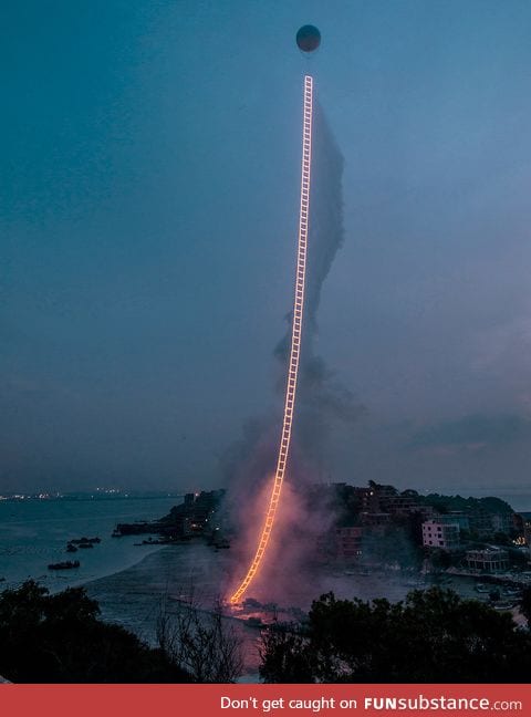 Artist creates a 500-meter ladder of fire in the sky