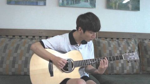 Watch This Guitarist Play An Amazing Cover Of "Happy"