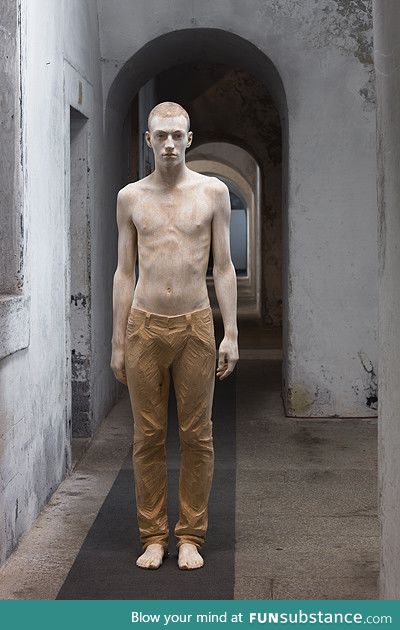 Hyper realistic wood carving