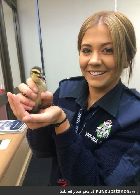 Australian Police Officers... Gotta love 'em