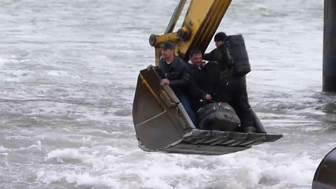 How Russians cross rivers