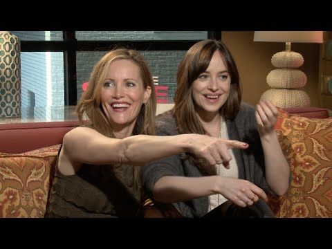 Dakota Johnson and Leslie Mann shamelessly flirt with reporter