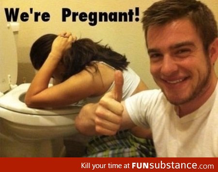 One way to announce pregnancy
