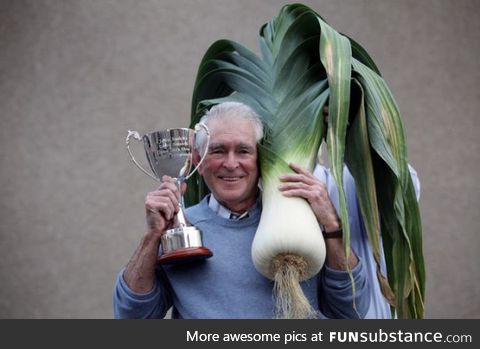 Biggest leek in World History, why is no one talking about this?