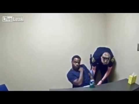 Murder suspect tries to snatch cop’s gun inside interview room