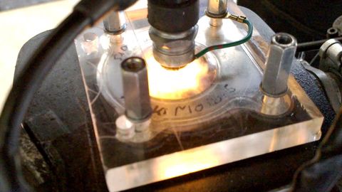 Glass Cylinder head