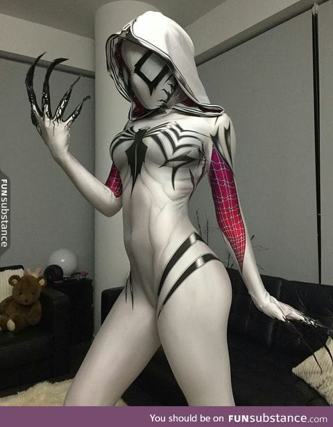 Elise Laurenne's Finished Anti-Gwenom Cosplay