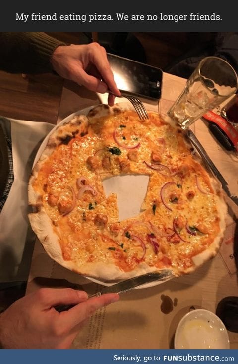 Who the hell eat like this?!