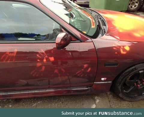 Heat sensitive car paint
