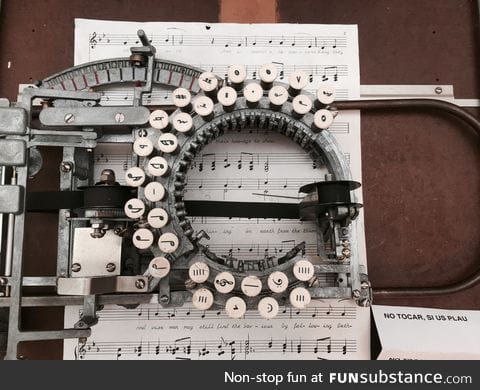Music typewriter from 1936