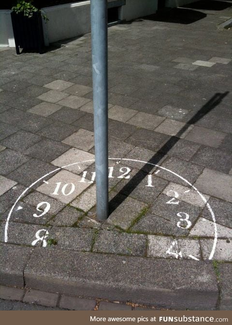 Clever graffiti sundial
