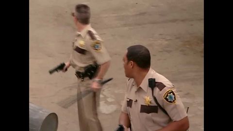 WE GOT A RUNNER! This show needs to come back