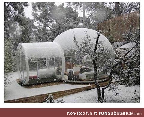 Bubble hotel in France