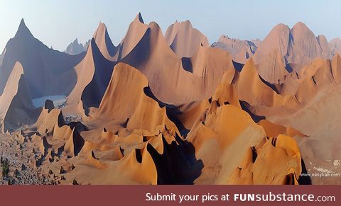 Wind cathedral, namibia