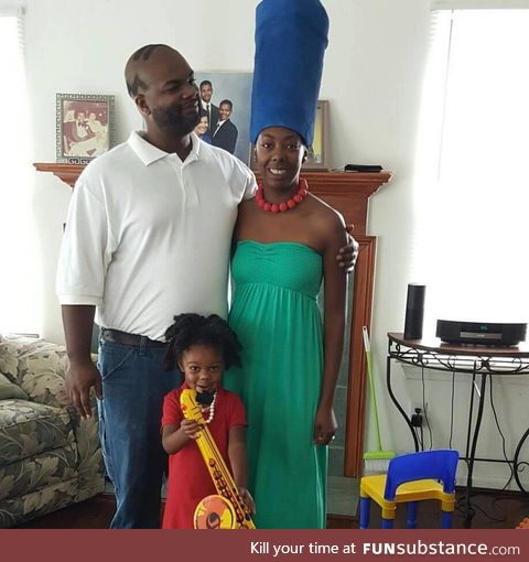 Family cosplay win