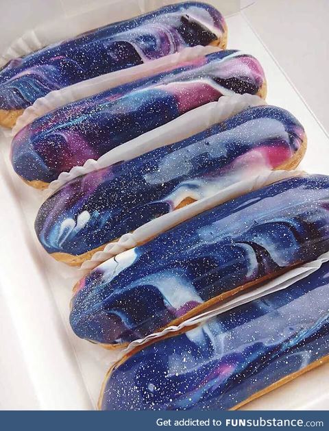 Ukrainian bakery creates galaxy eclairs
