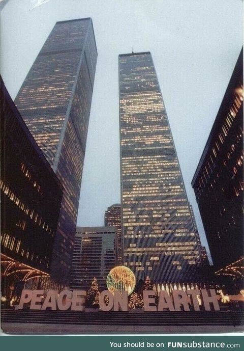 World trade center, christmas day, 1995