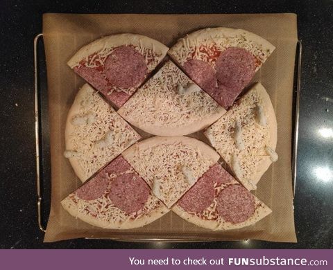 How to bake two pizza's at once!