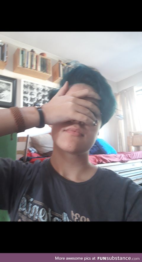 Guess who dyed their hair blue?! Btw I think you're awesome and damn do you look good, OP!