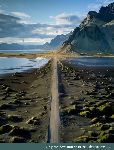 Stunning place : Vestrahorn
