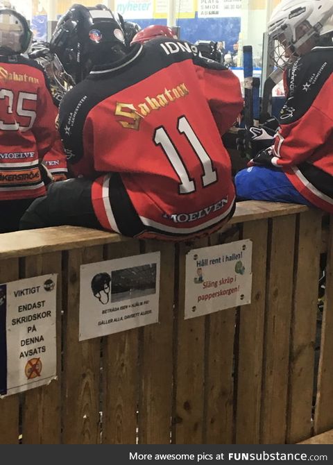 Kids hockey team with Sabaton as a sponsor