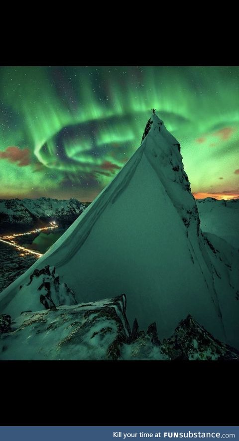 A long exposure shot of the Aurora Borealis