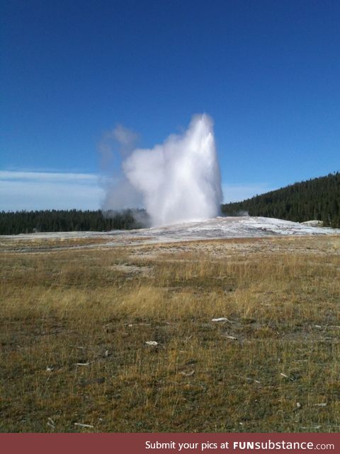 Old Faithful going pssshhhhhh