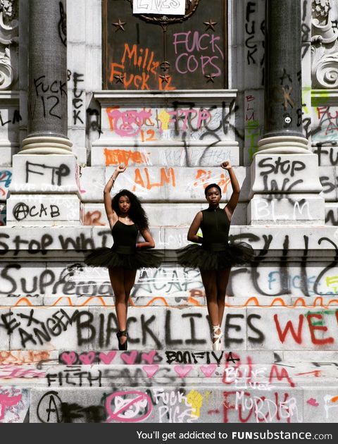 14-year-old ballerinas pose in front of the Robert E. Lee monument ordered to be removed
