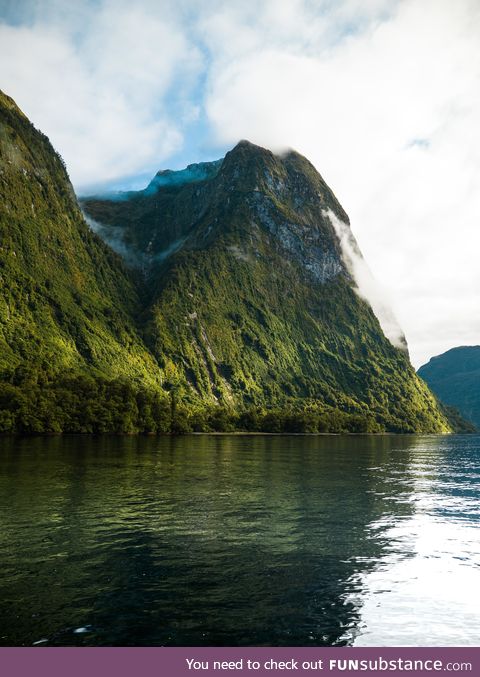 STUNNING Doubtful Sound in New Zealand