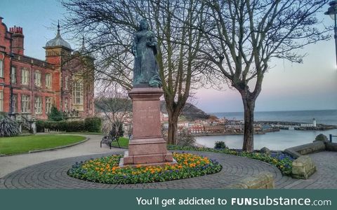 Statue of Queen Victoria, Scarborough, England