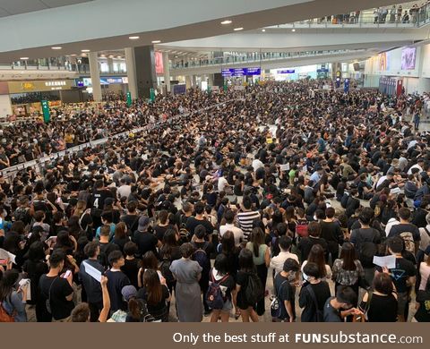 Hong Kong Protesters Occupy The Airport - All Flights in and out cancelled