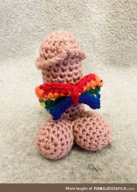 I offered a woman a crochet peen for her couch. Someone else wanted it. I made it, shared