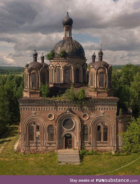 Abandoned churches of Russia