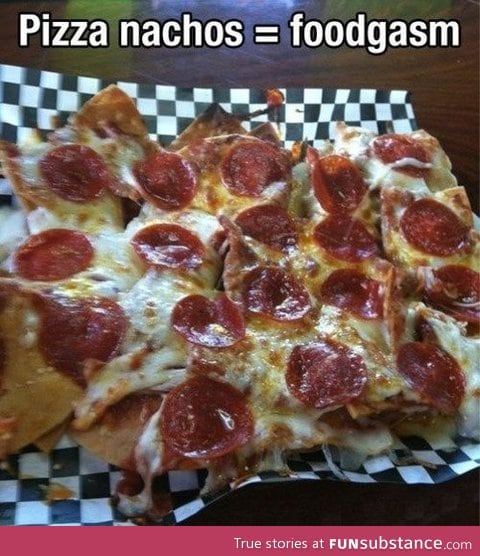 Pizza nachos
