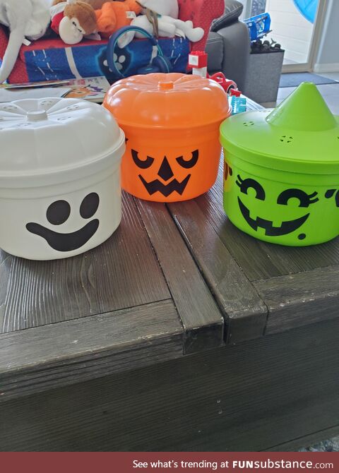 (OC) My McDonald's Halloween buckets from 1986