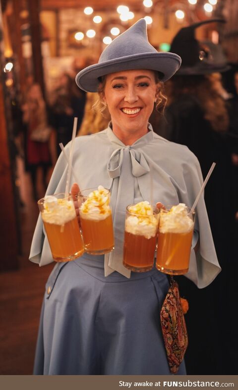 I went to a Harry Potter themed charity event last week. This costume was amazing