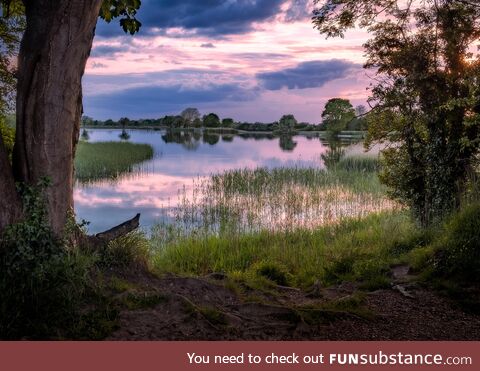 Here's a picture I took of Tring Reservoirs last night at sunset [OC]