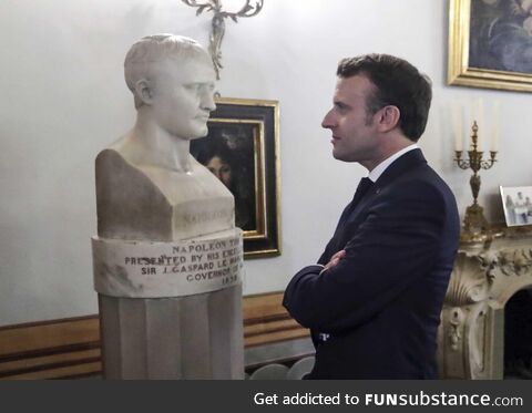 Napoleon looking at Macron