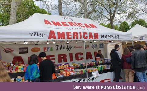 An American food market stall in Italy